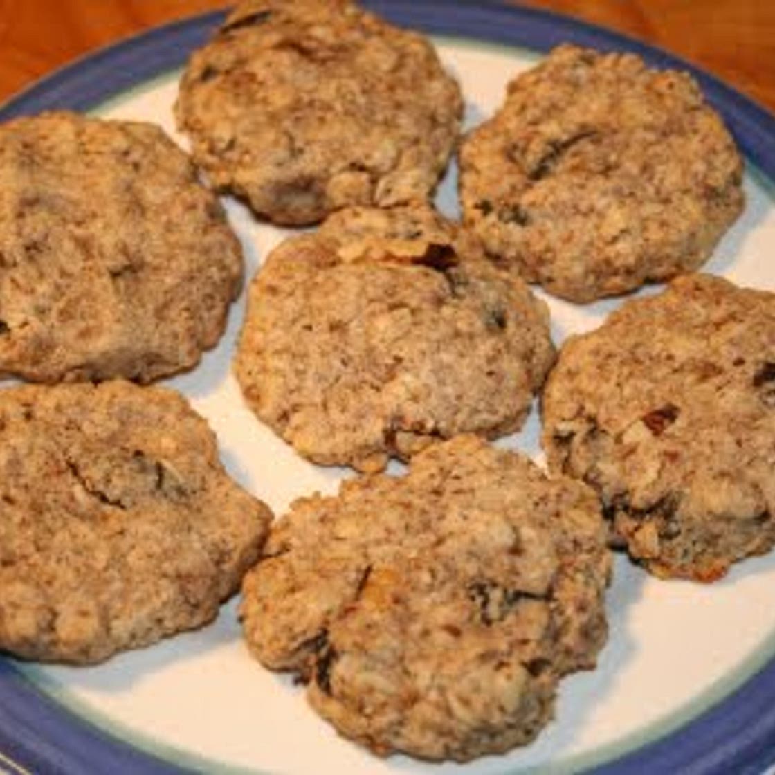 Oatmeal Raisin Cookies