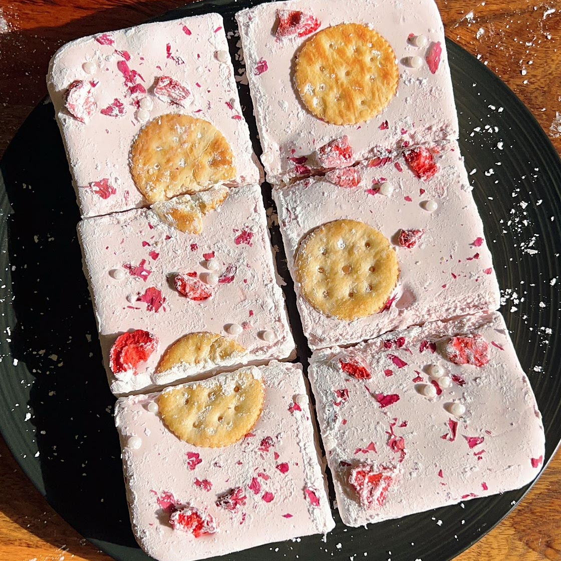Strawberry Marshmallows (Giant Homemade Marshmallows)