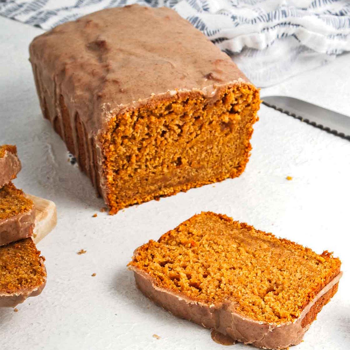 Easy Vegan Pumpkin Bread with Pumpkin Spice Icing