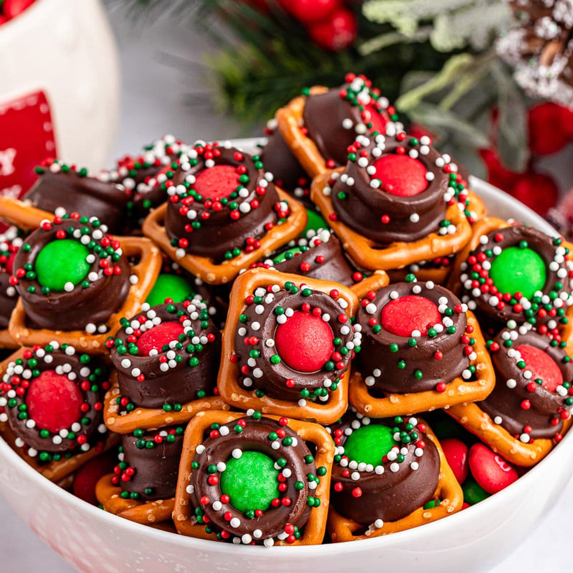 Easy Rolo Pretzel Bites