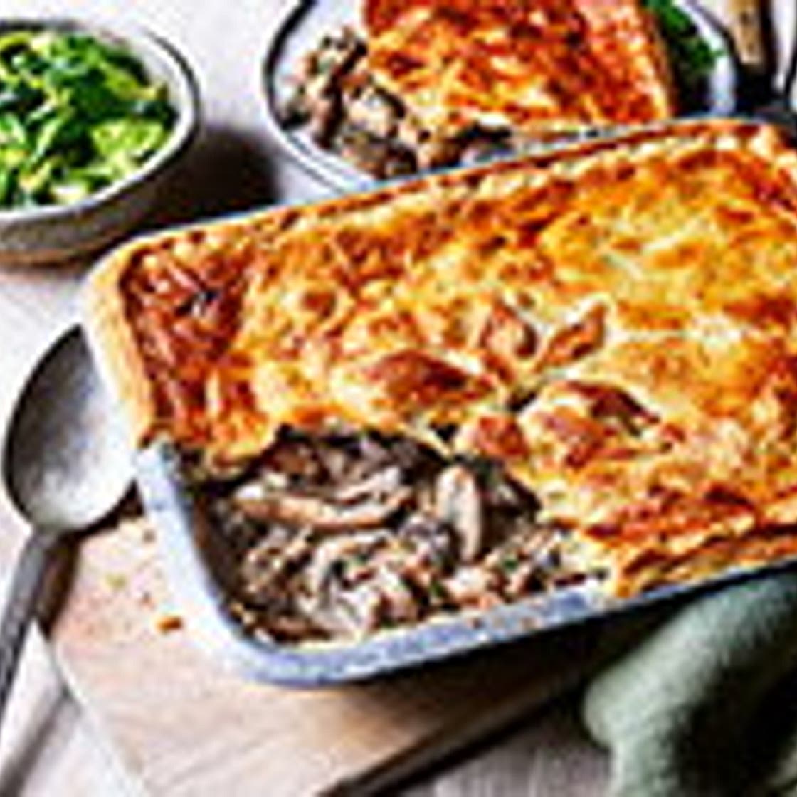 Chicken and mushroom pie