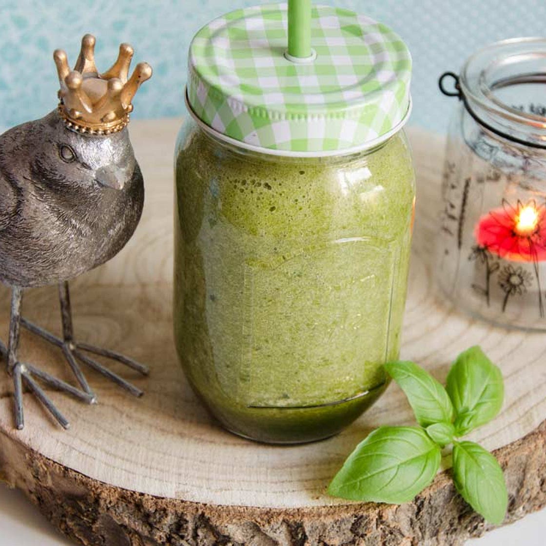 Smoothies concombre basilic