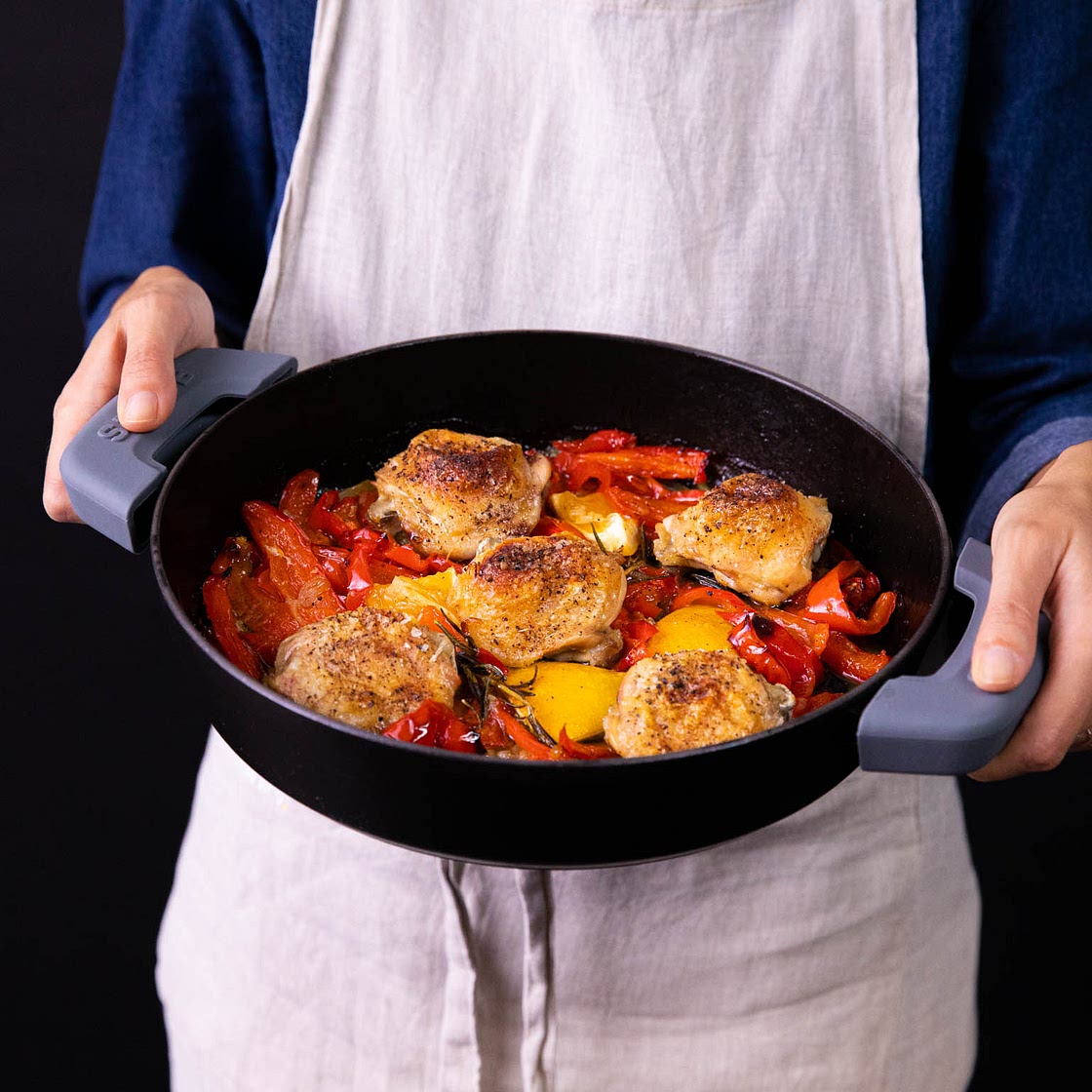 5-ingredient oven-roasted chicken thighs and red peppers