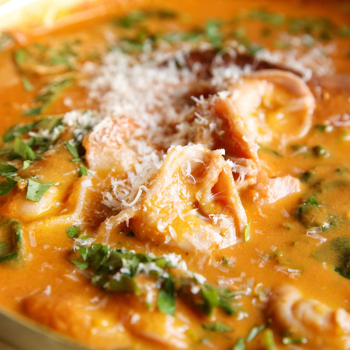Sun-Dried Tomato Tortellini Soup