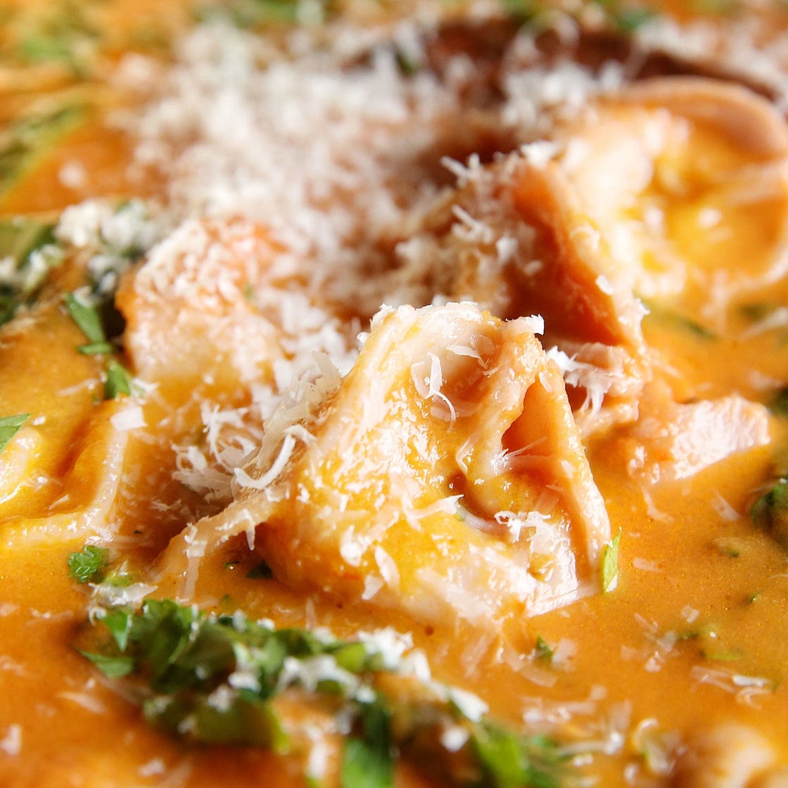 Sun-Dried Tomato Tortellini Soup
