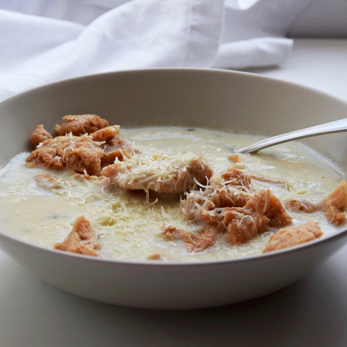 Cremige Spargelsuppe