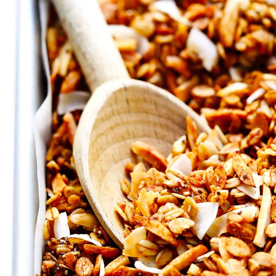 The BEST Healthy Granola!