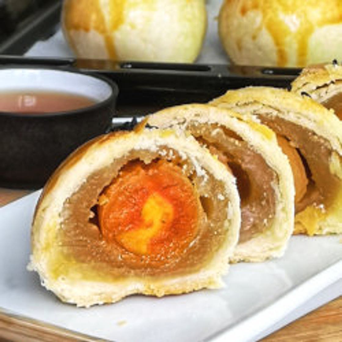 Salted Egg Yolk Pastry