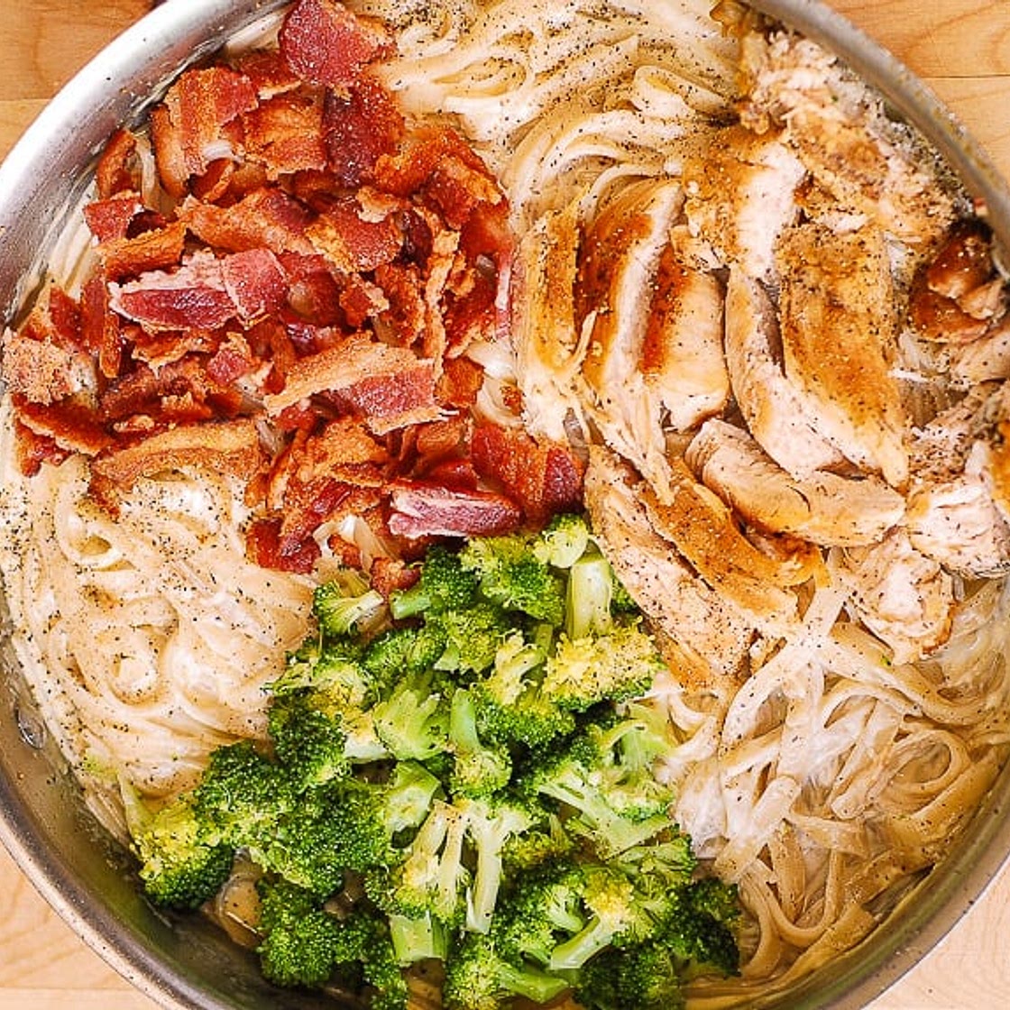 Chicken Broccoli Pasta with Bacon