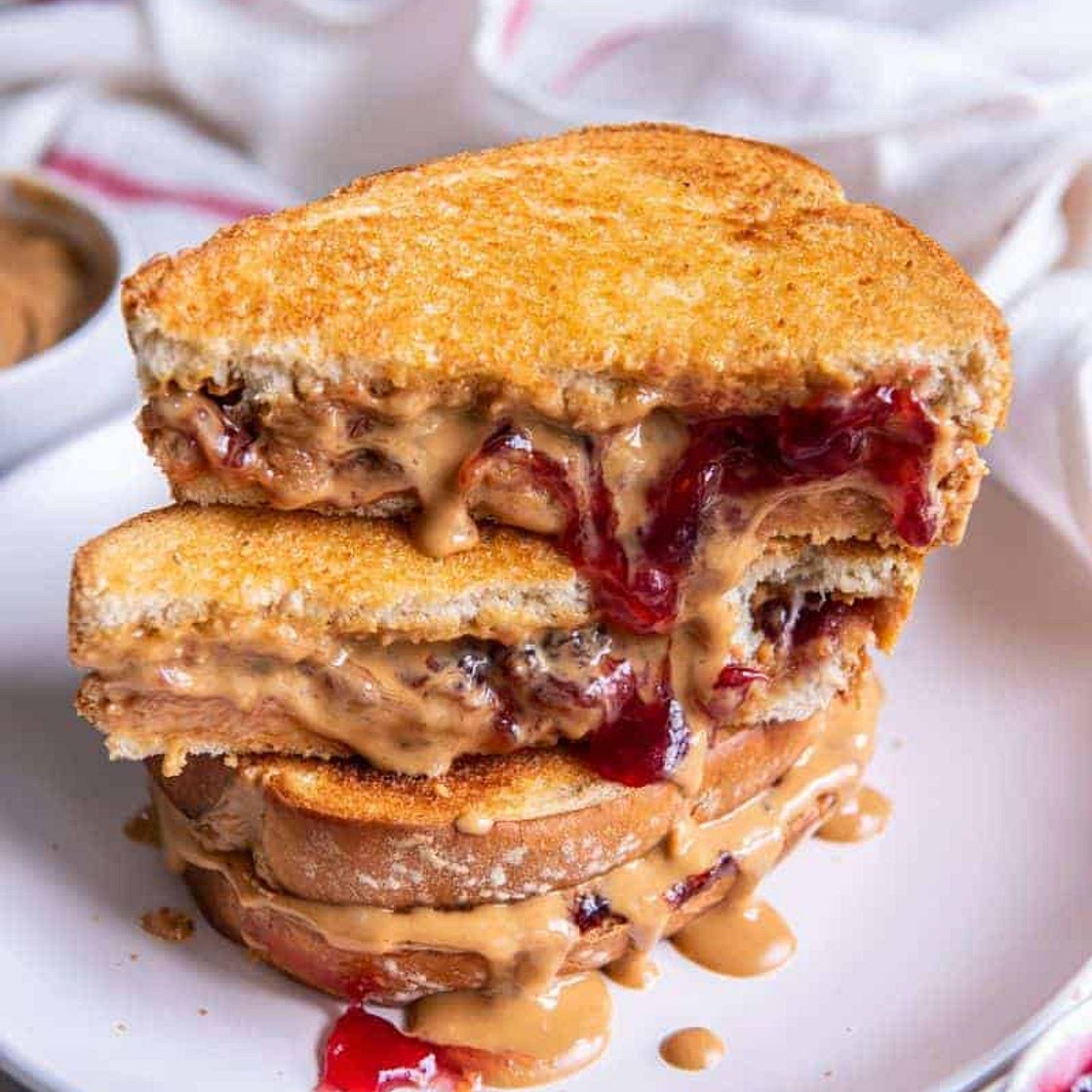 Air Fryer Peanut Butter and Jelly