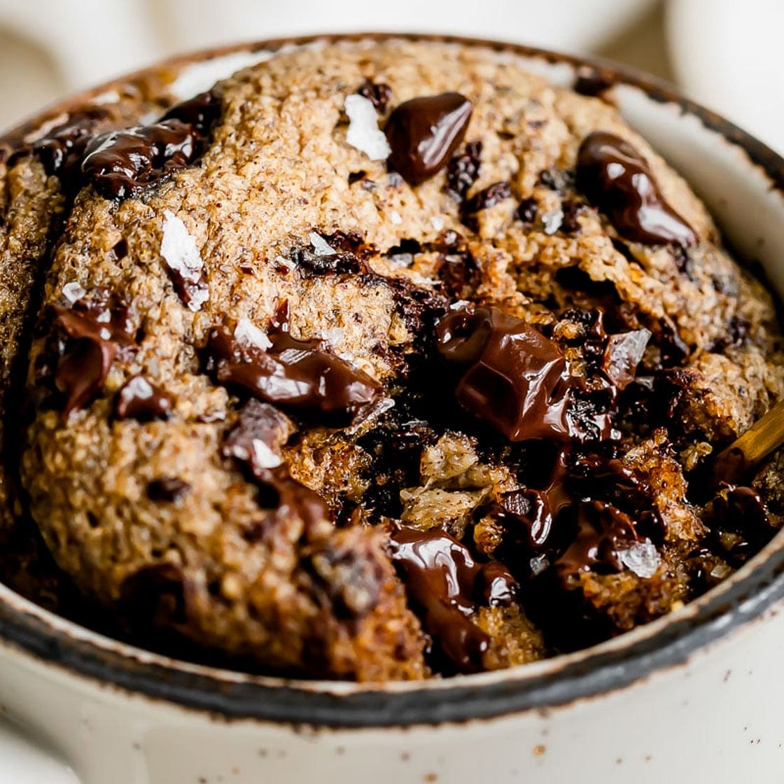 Banana Oatmeal Mug Cake (Blended Baked Oats in Microwave)