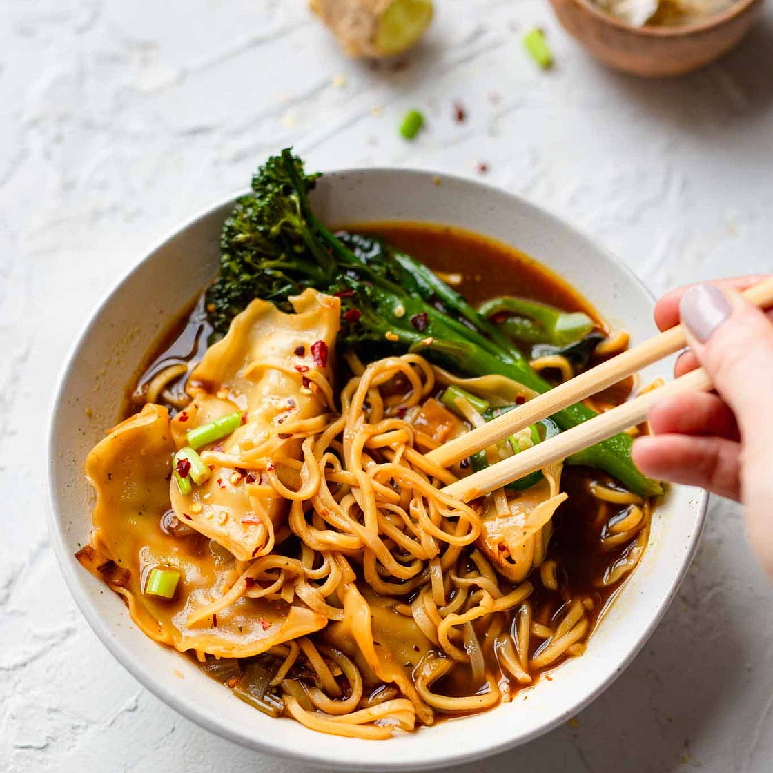 Gyoza Chilli Noodle Soup