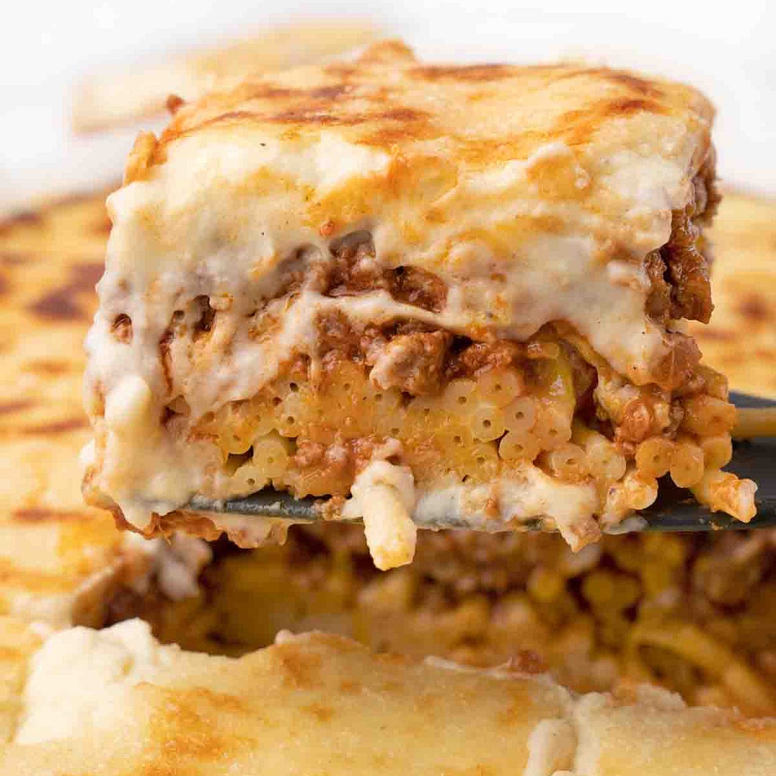 Pastitsio {Greek Pasta Bake}