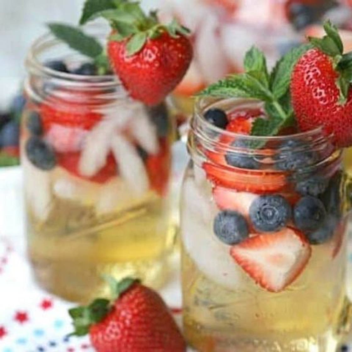 Stars And Stripes Mocktail Sangria