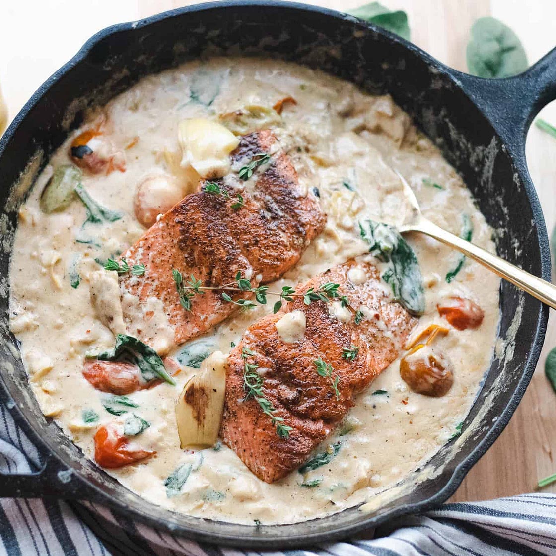 One-Pan Spinach and Artichoke Salmon with Tomatoes