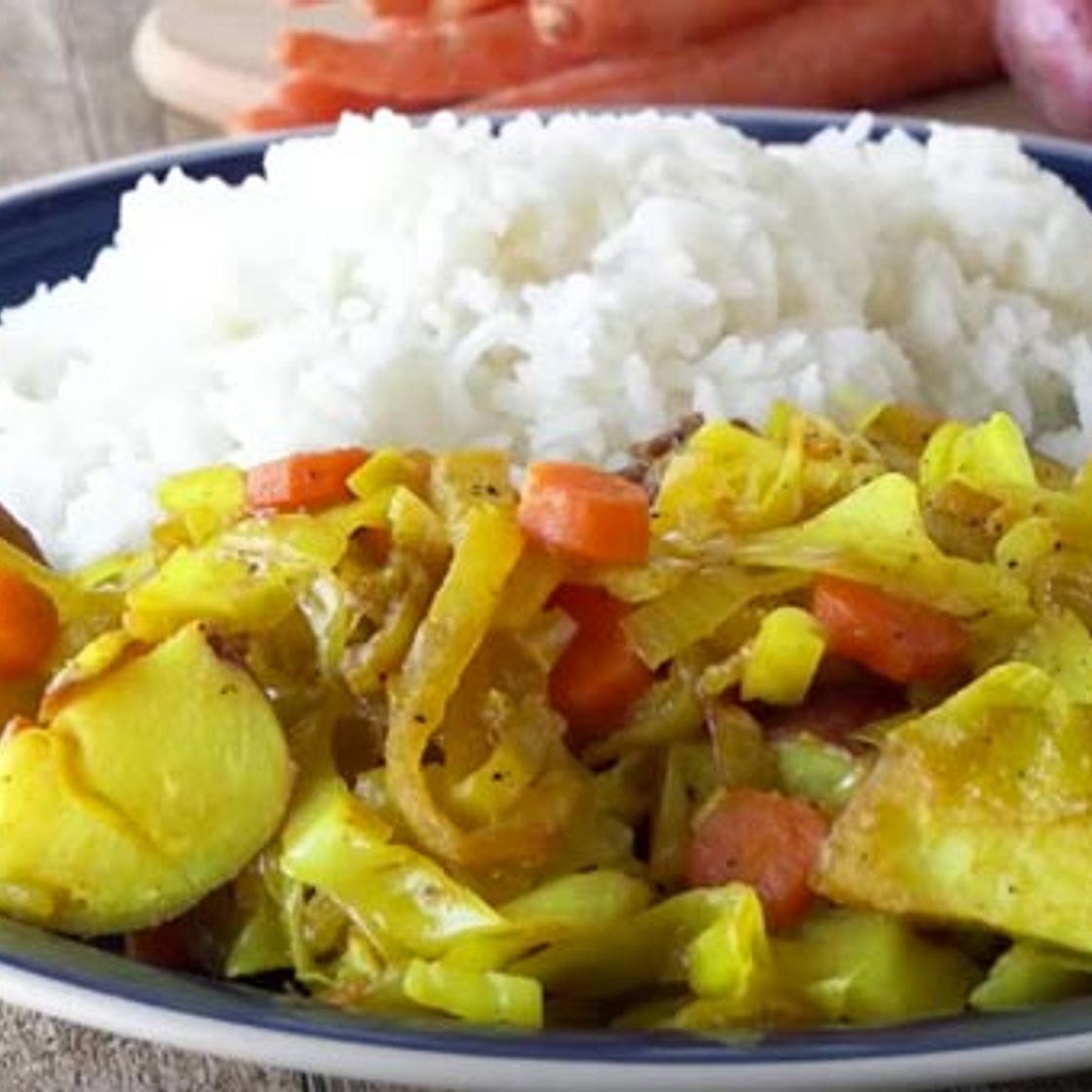 Ethiopian Cabbage Dish: Tikel Gomen