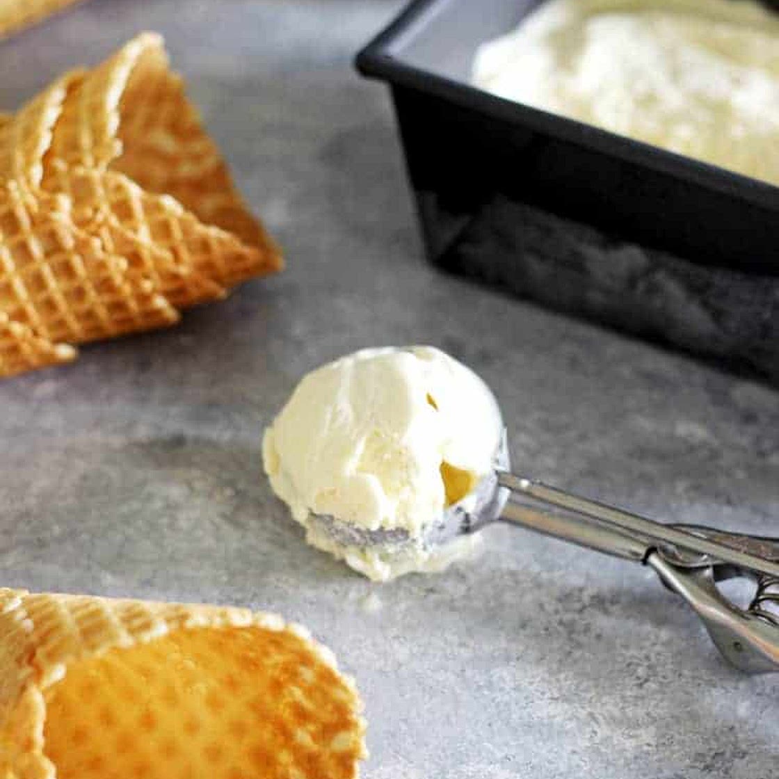 No Churn Vanilla Ice-Cream