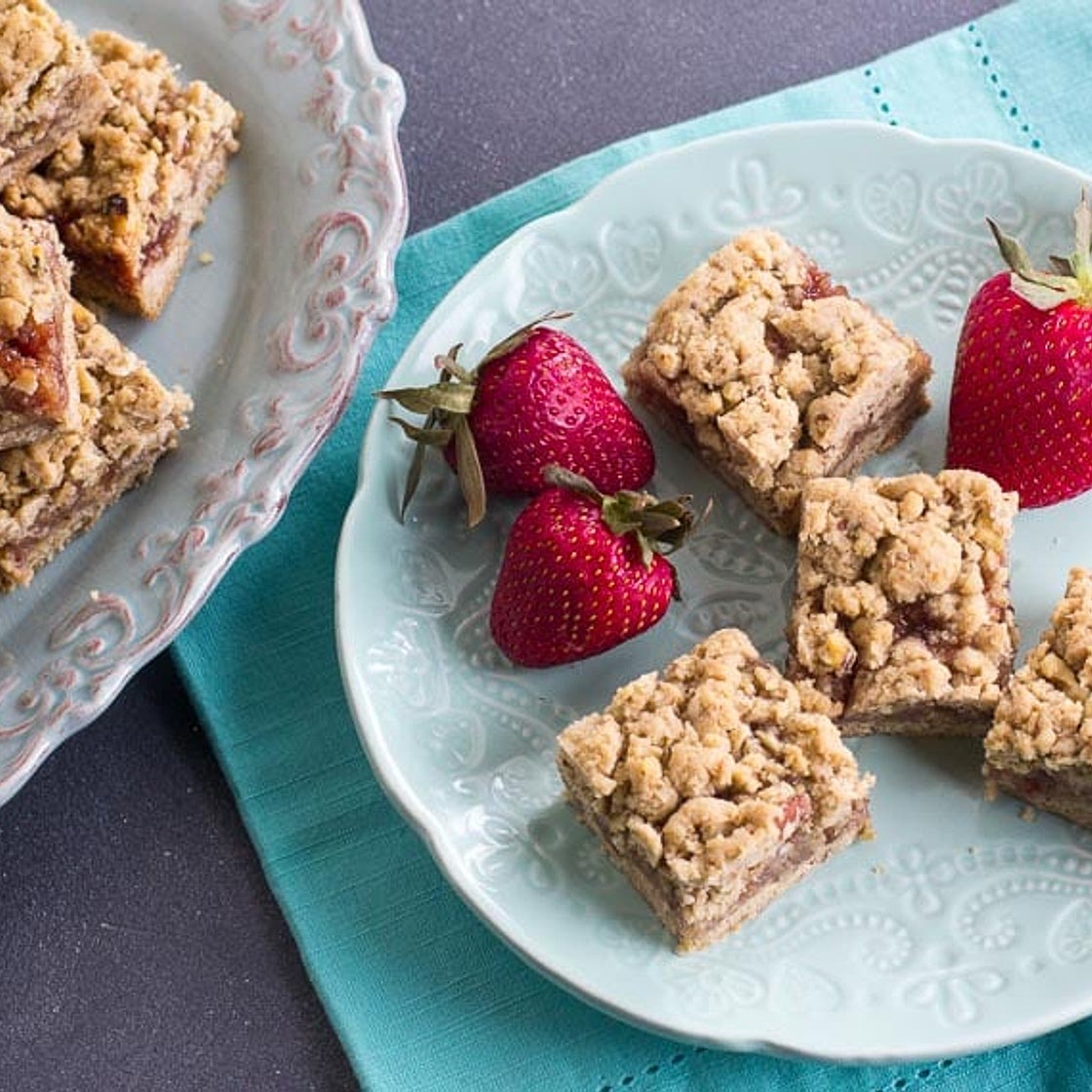 Low FODMAP Nutty Strawberry Oat Squares