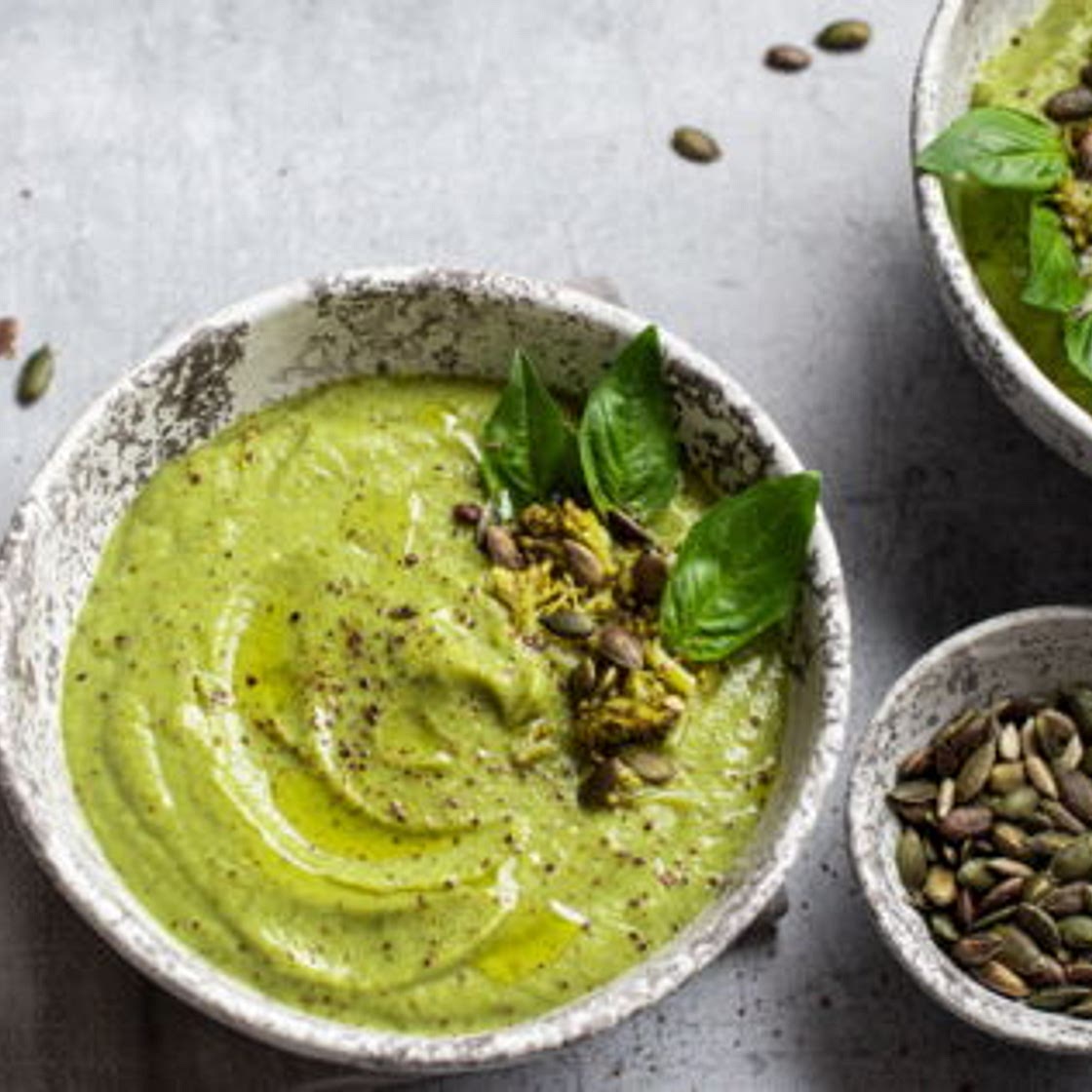 Soupe verte aux courgettes et brocolis