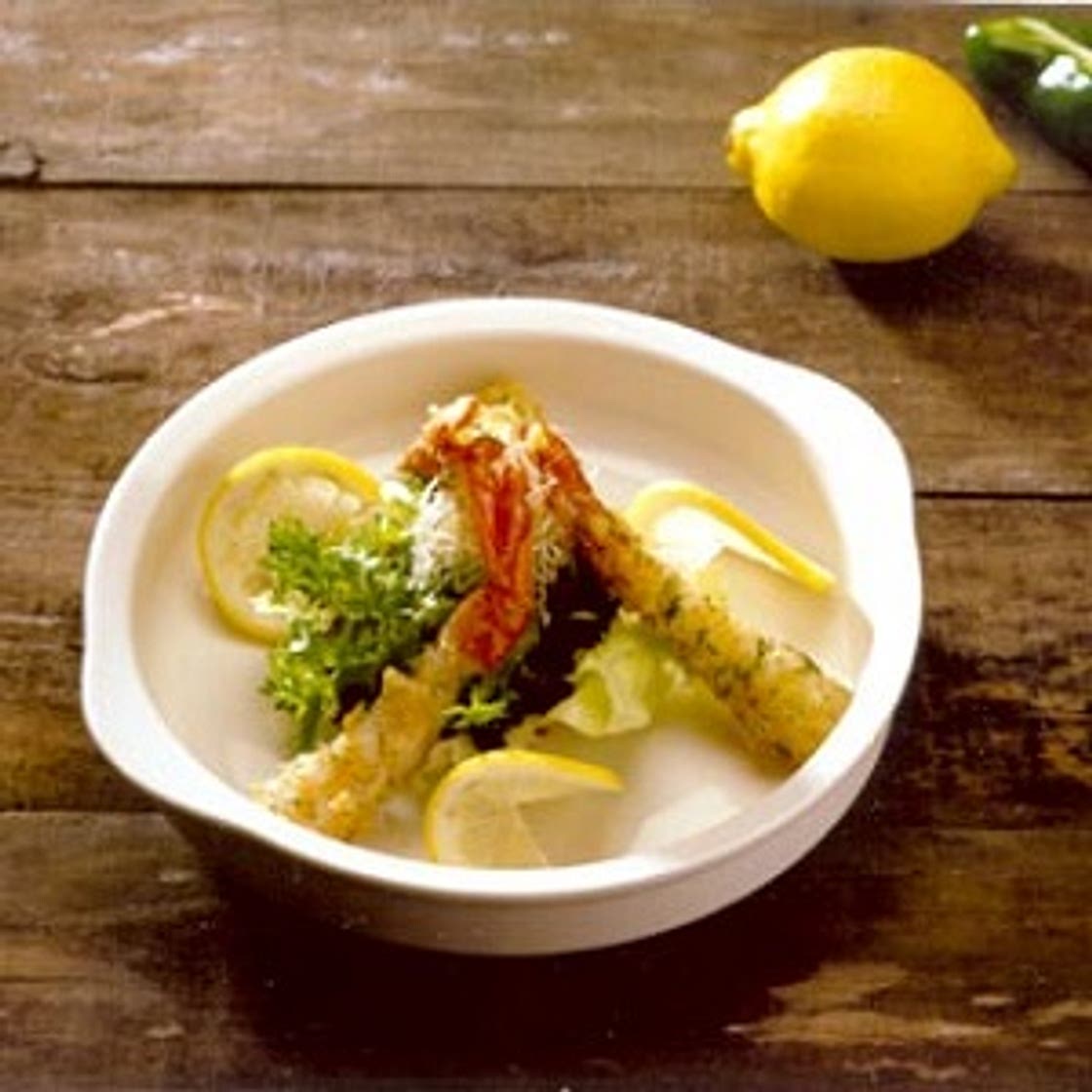 허브를입혀튀긴새우와레몬드레싱