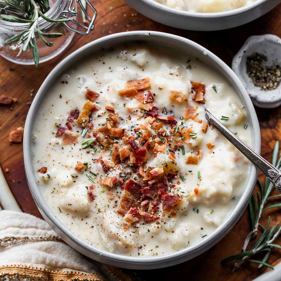 Slow Cooker Rosemary-Potato Soup