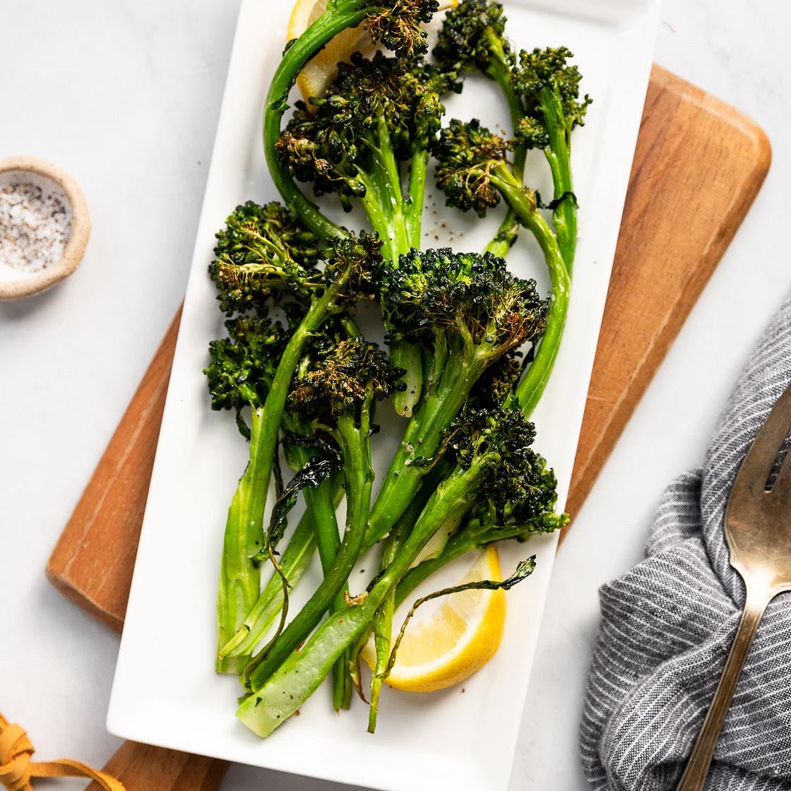 10-Minute Air Fryer Broccolini