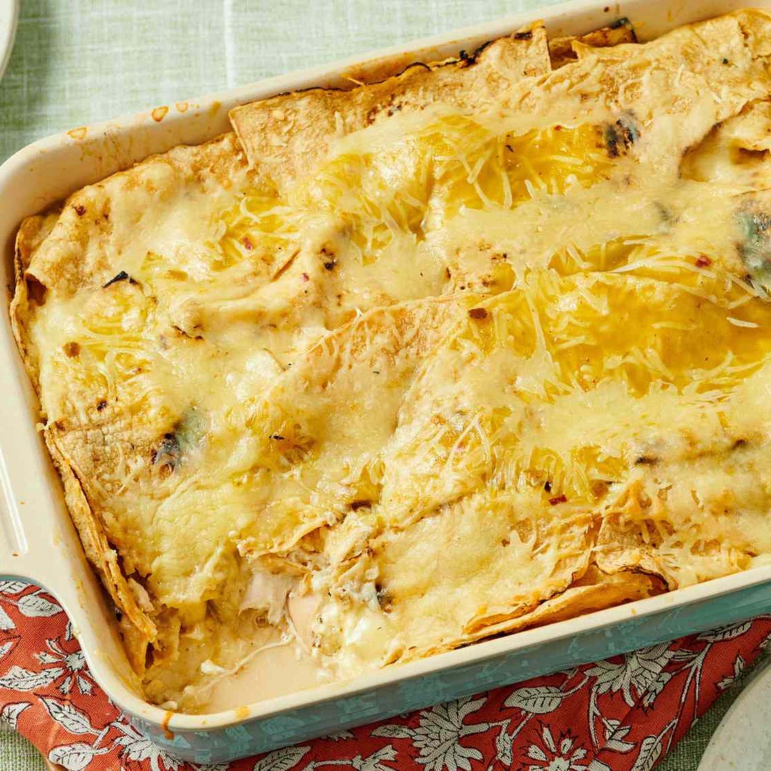 Quick and Easy Green Chile Chicken Enchilada Casserole