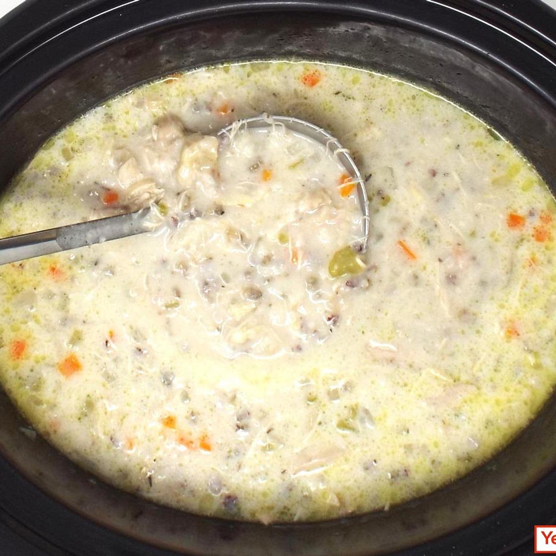 Slow Cooker Chicken and Wild Rice Soup