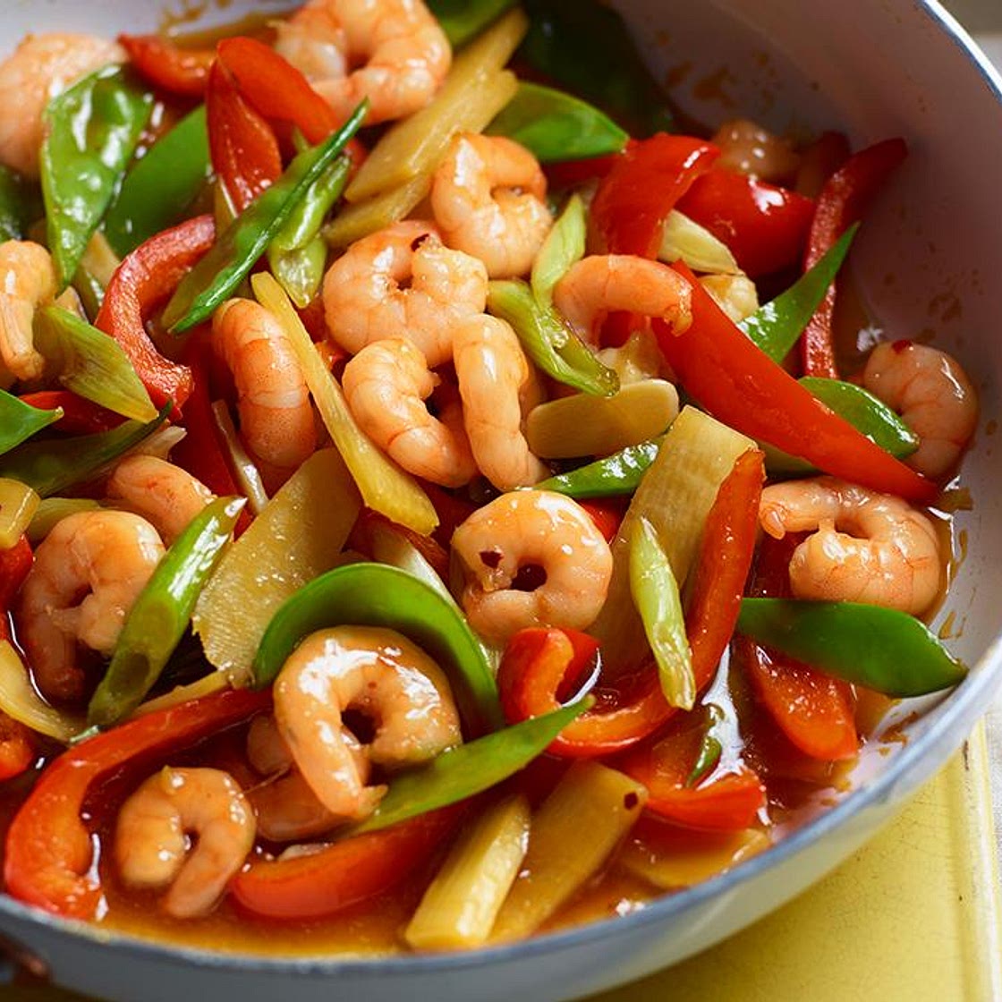 Sizzling garlic prawn stir-fry