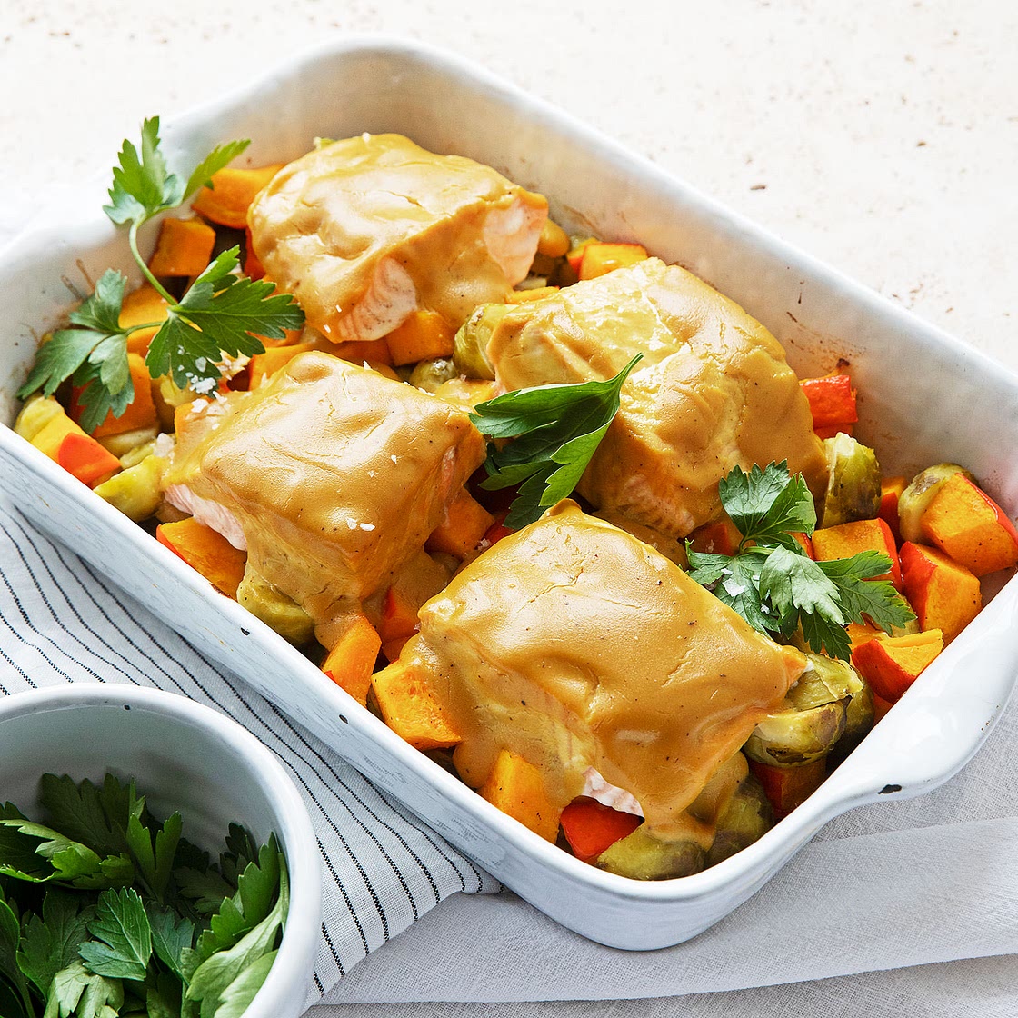 Mustard-baked salmon with vegetables