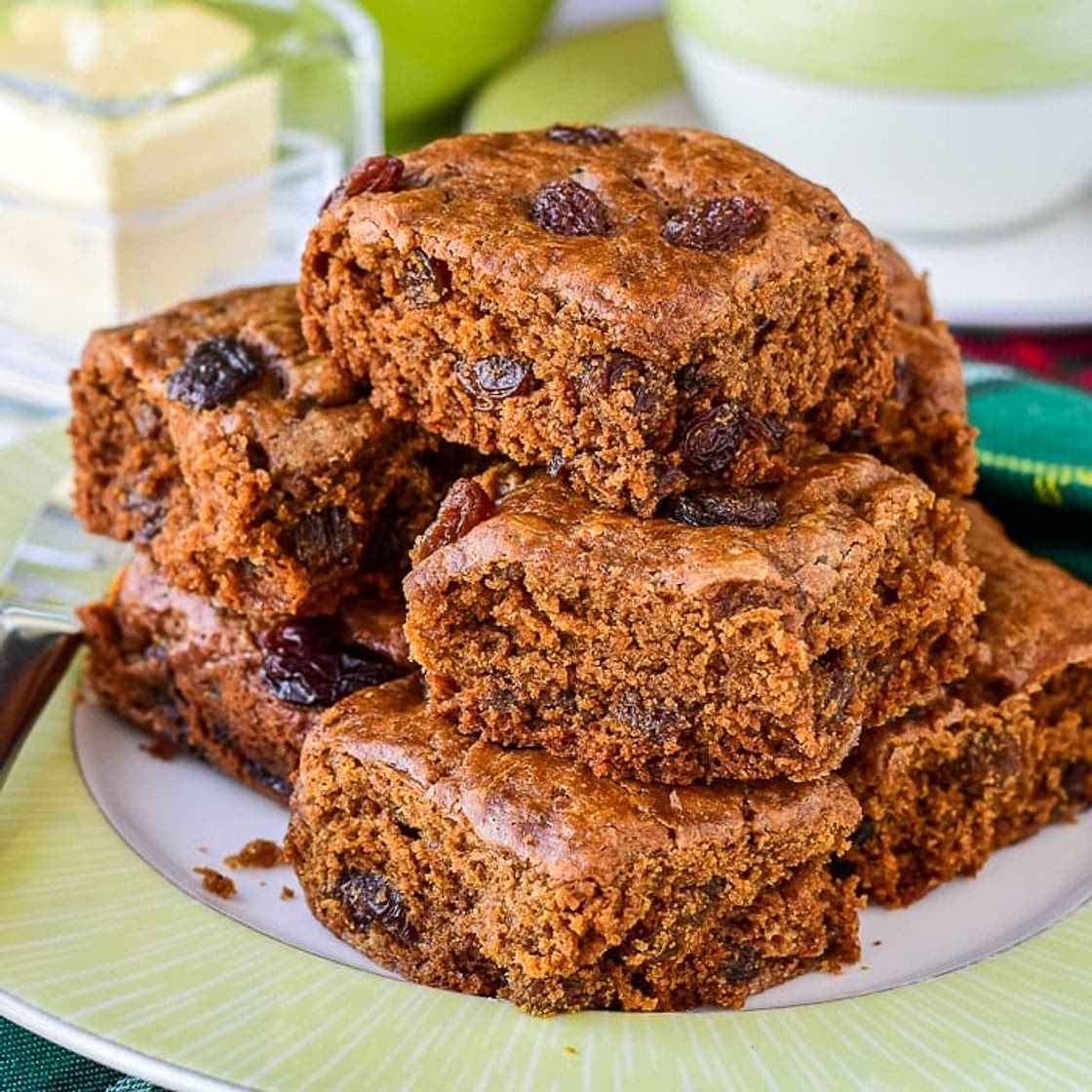Newfoundland Molasses Raisin Tea Buns