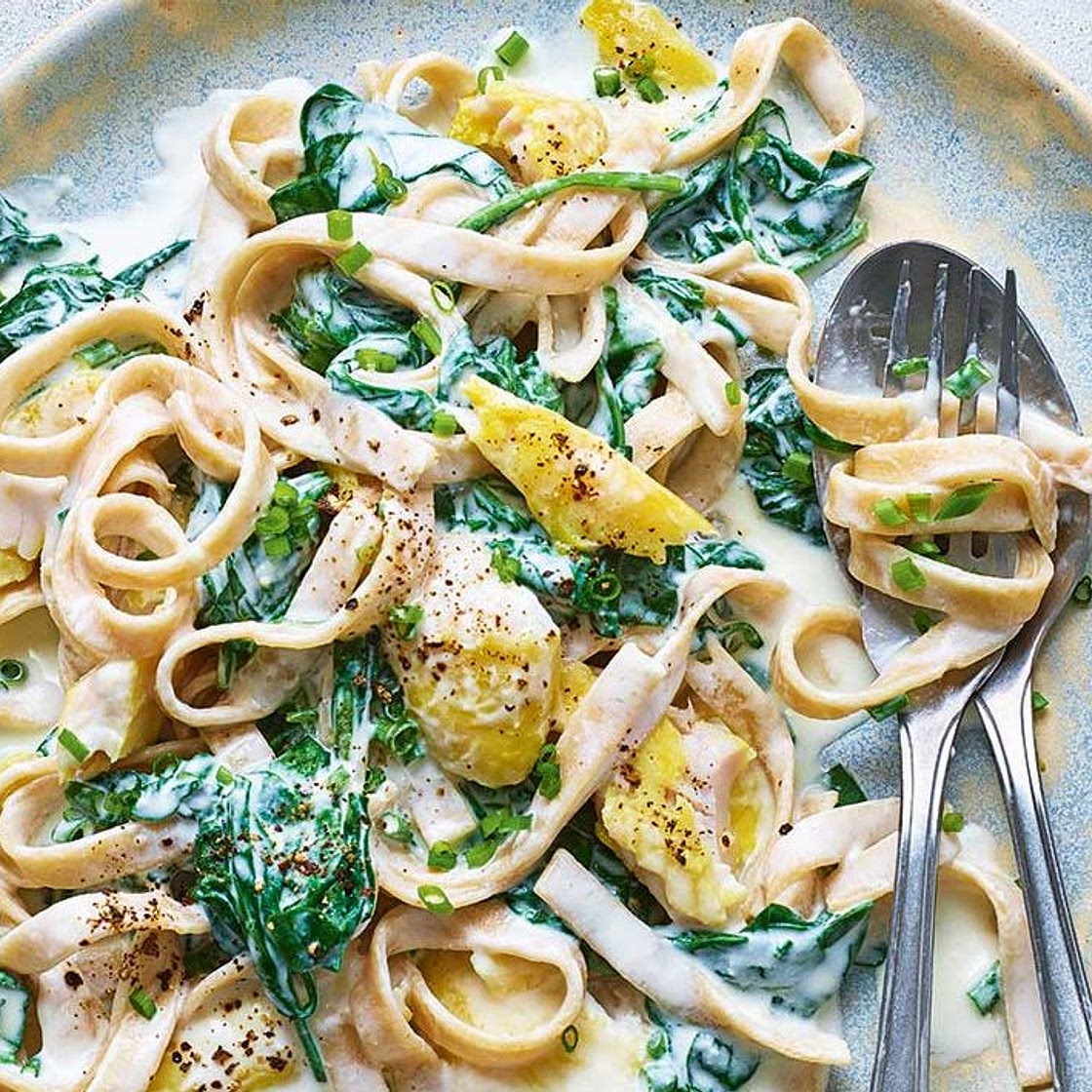Creamy smoked fish and spinach tagliatelle