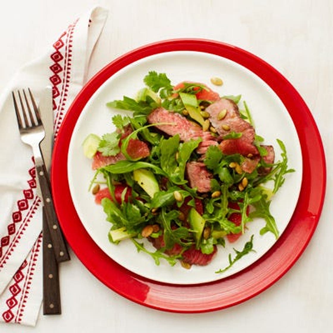 Sodium Girl's Steak Salad with Arugula and Grapefruit