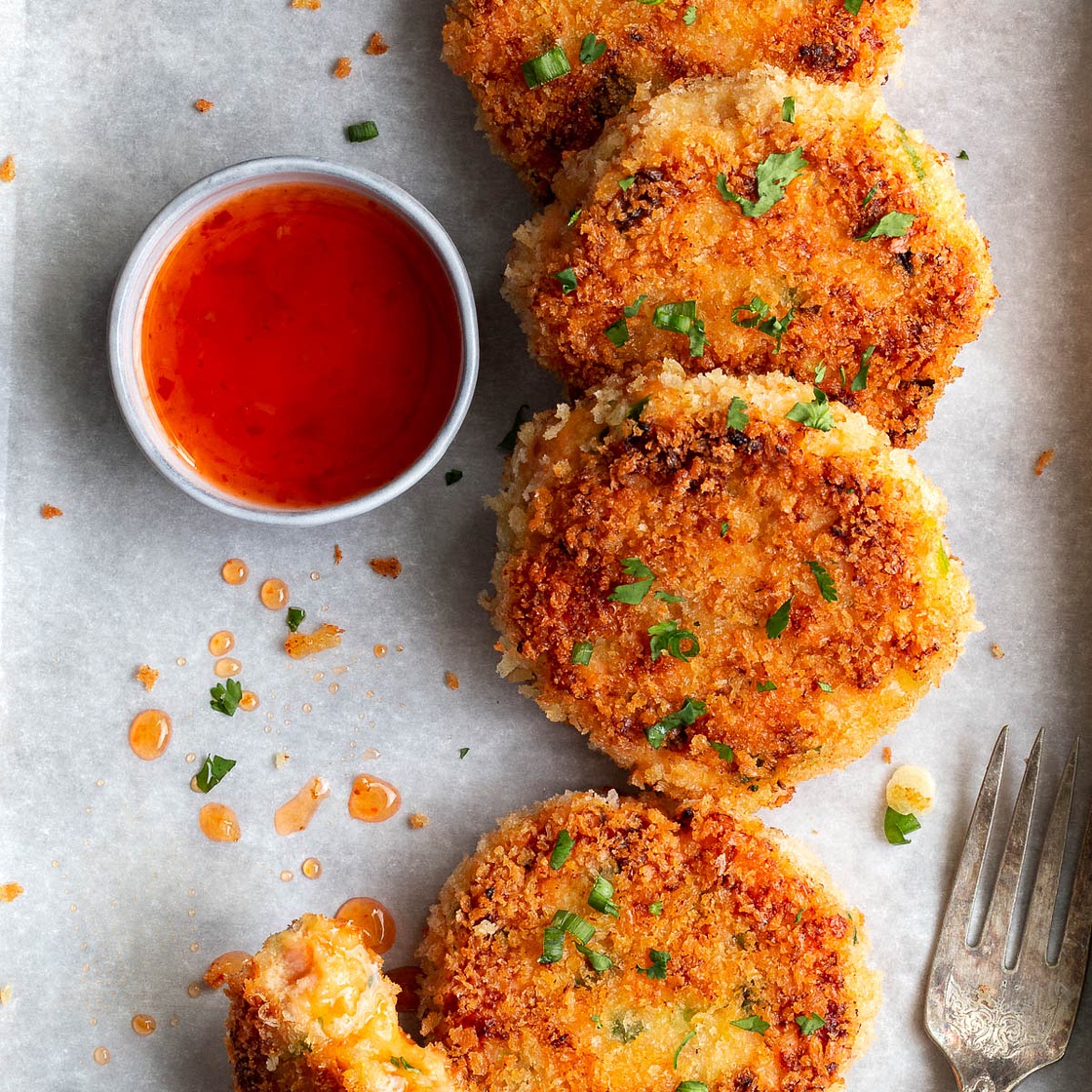 Extra Crispy Asian Salmon Cakes