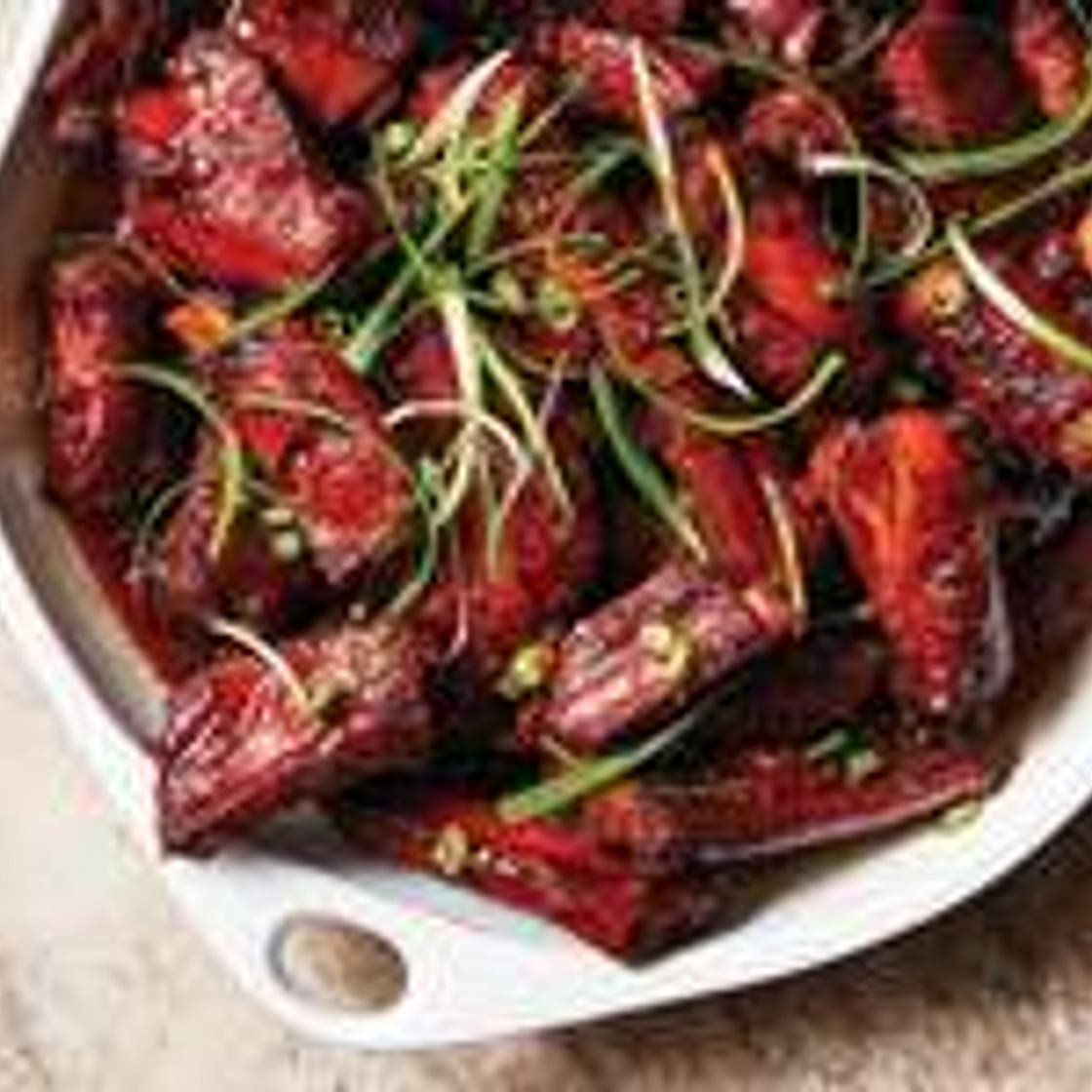 Pork Riblets Simmered in Caramel Sauce (Xu'o'n Kho)