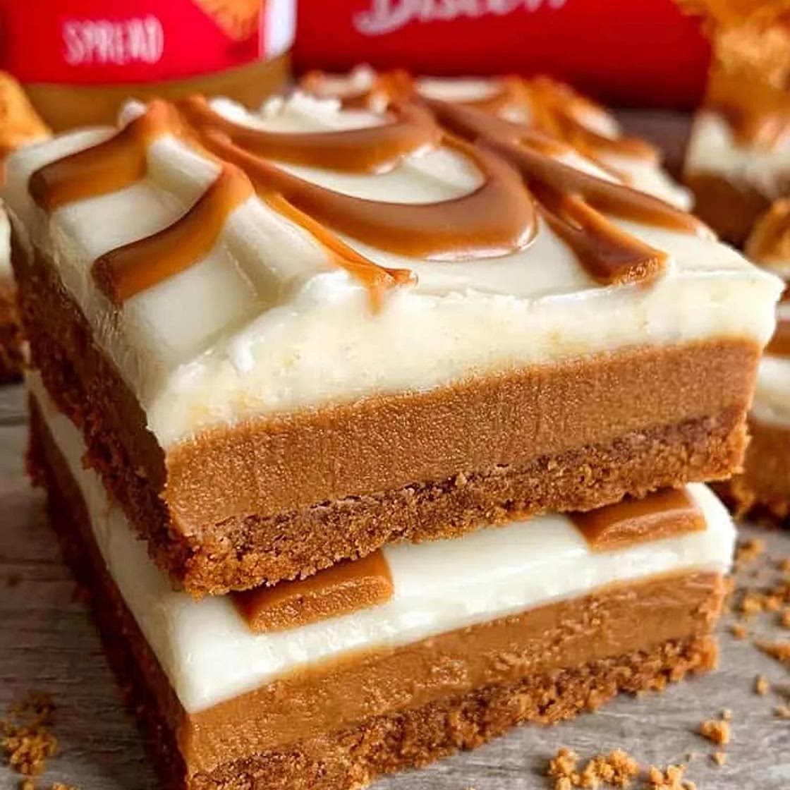 5-Ingredient Biscoff Pie Bars