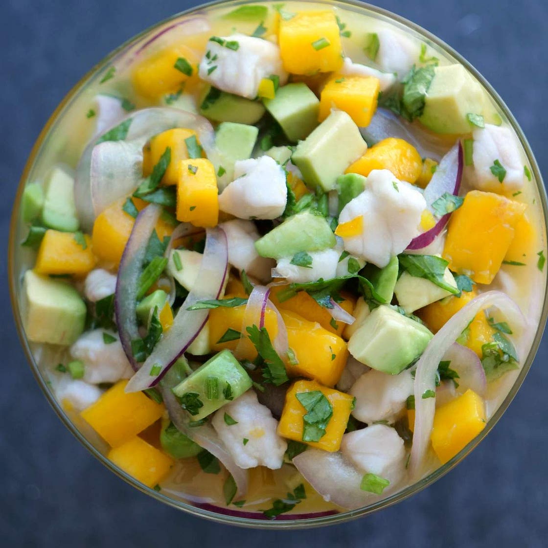 Sea Bream Fish Ceviche with Mango and Avocado (Ceviche de pescado con mango y aguate)