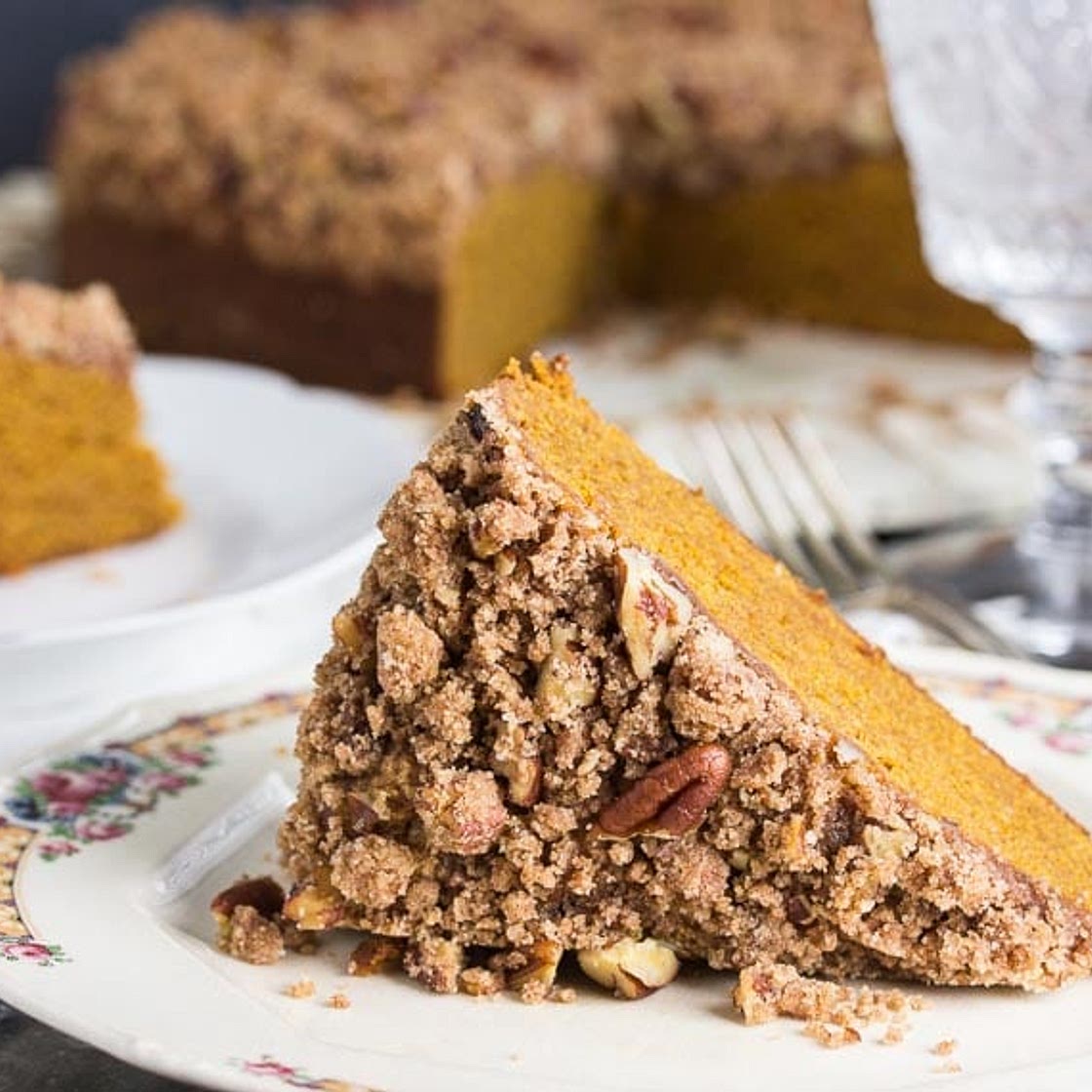 Low FODMAP Pumpkin Gingerbread Streusel Coffee Cake