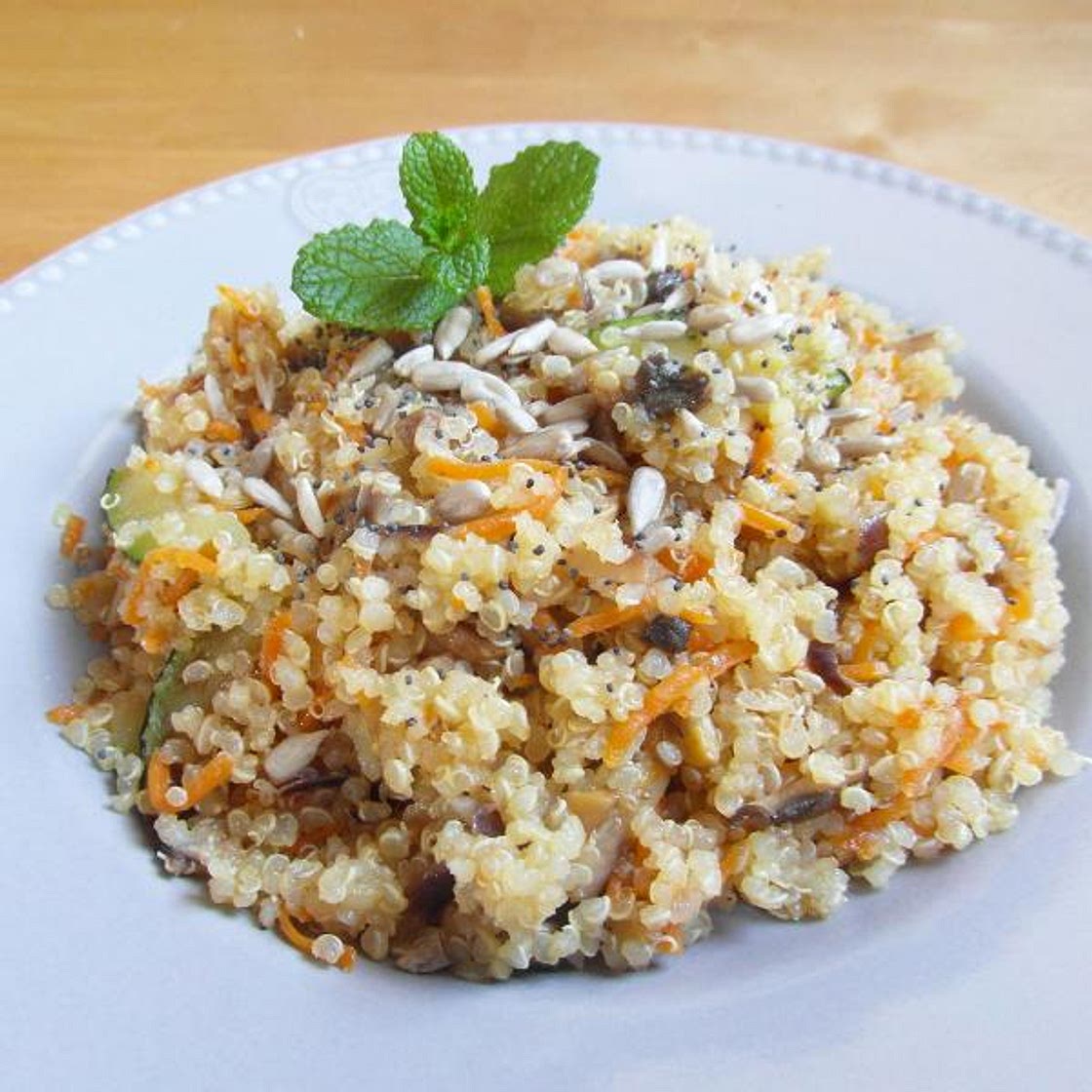 Receita de Salada de quinoa com abobrinha