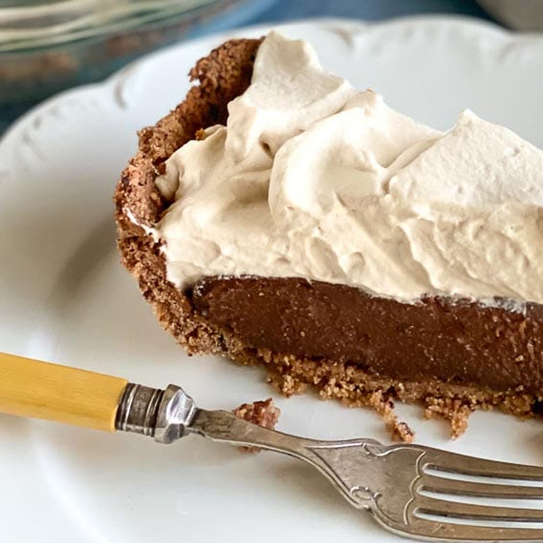 Low FODMAP Black Bottom Pie