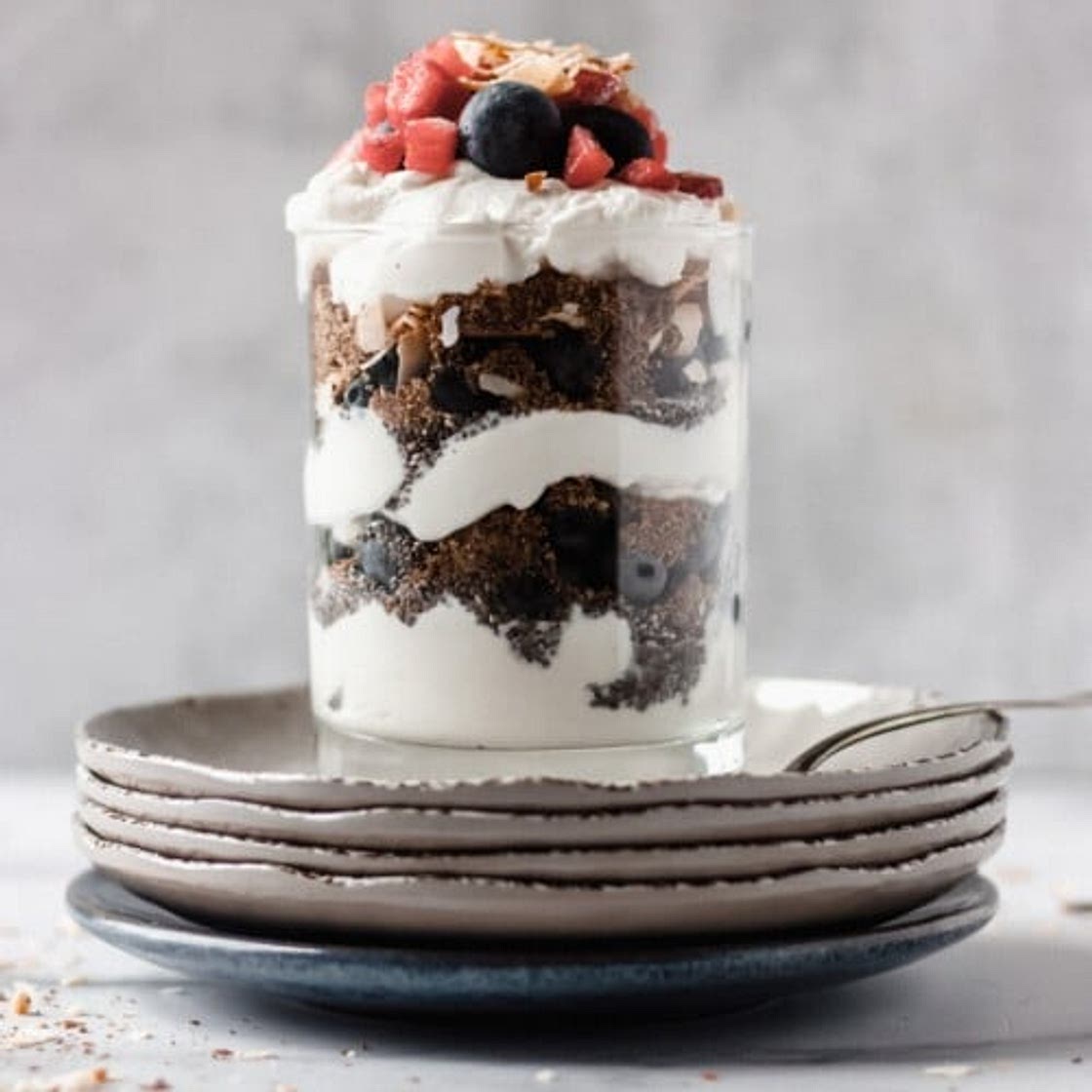 Low carb yogurt parfait