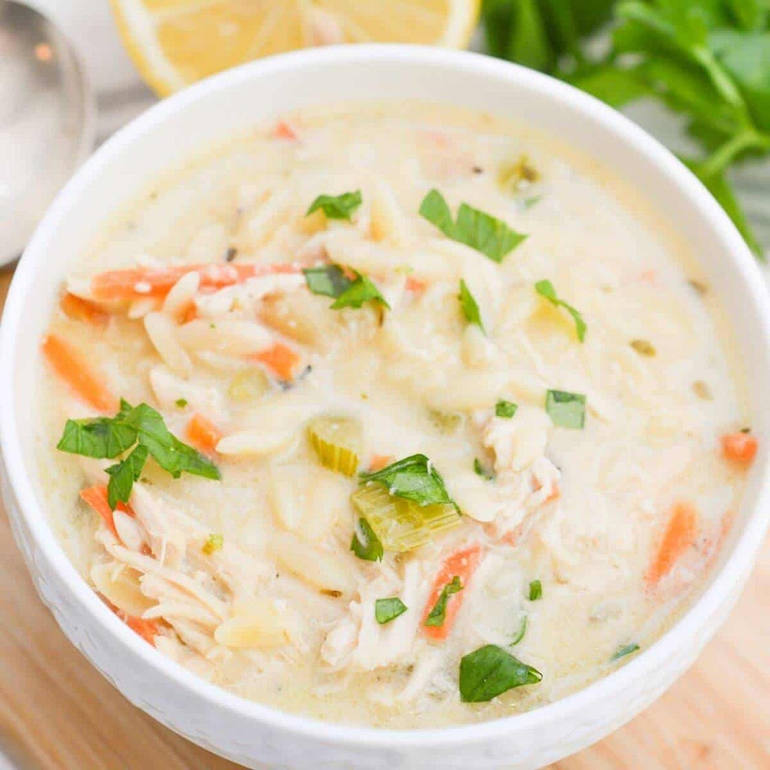 Greek Lemon Chicken Soup (Avgolemono Soup)