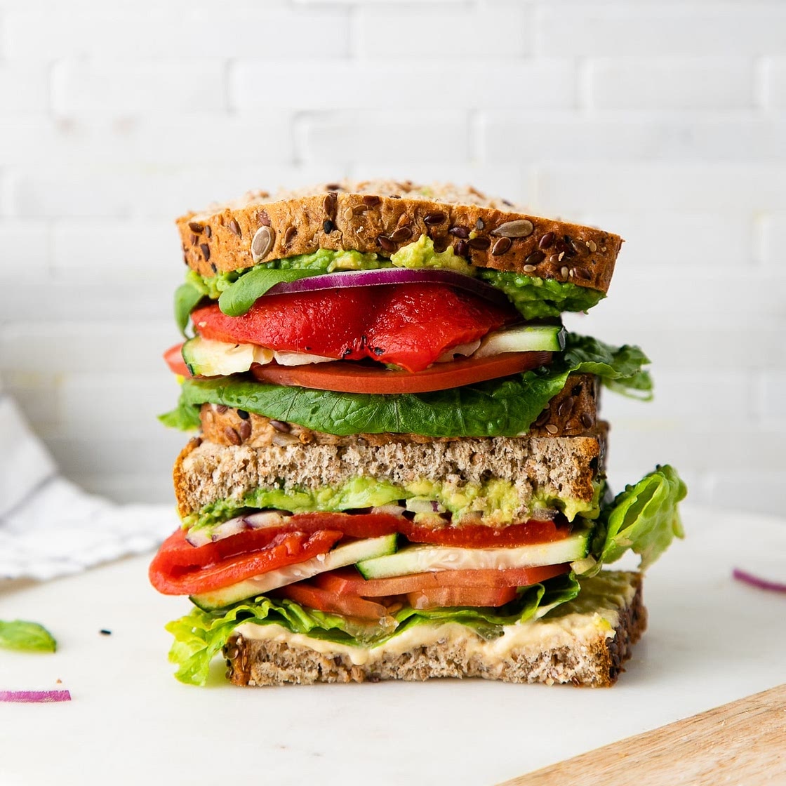 MEDITERRANEAN VEGGIE SANDWICH