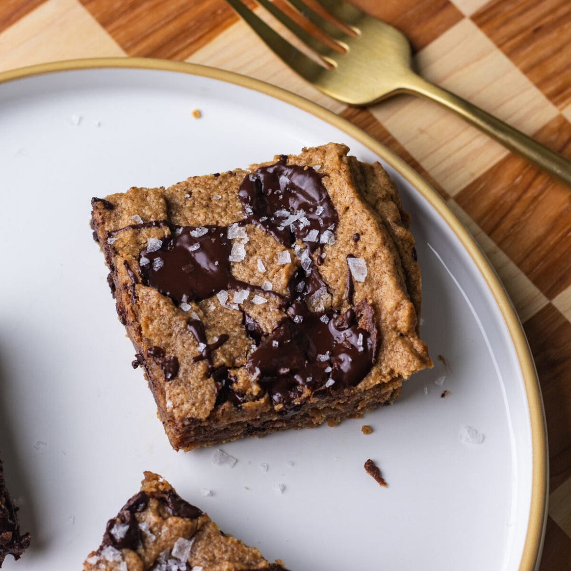 Vegan Oat Flour Chocolate Chip Cookie Bars