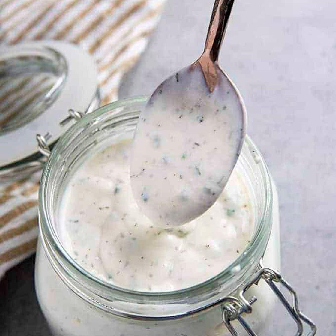 Easy Homemade Ranch Dressing