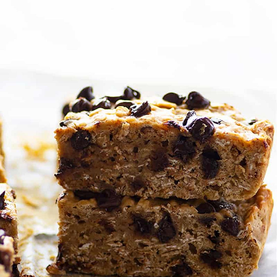 Banana Chocolate Chip Oatmeal Breakfast Bars