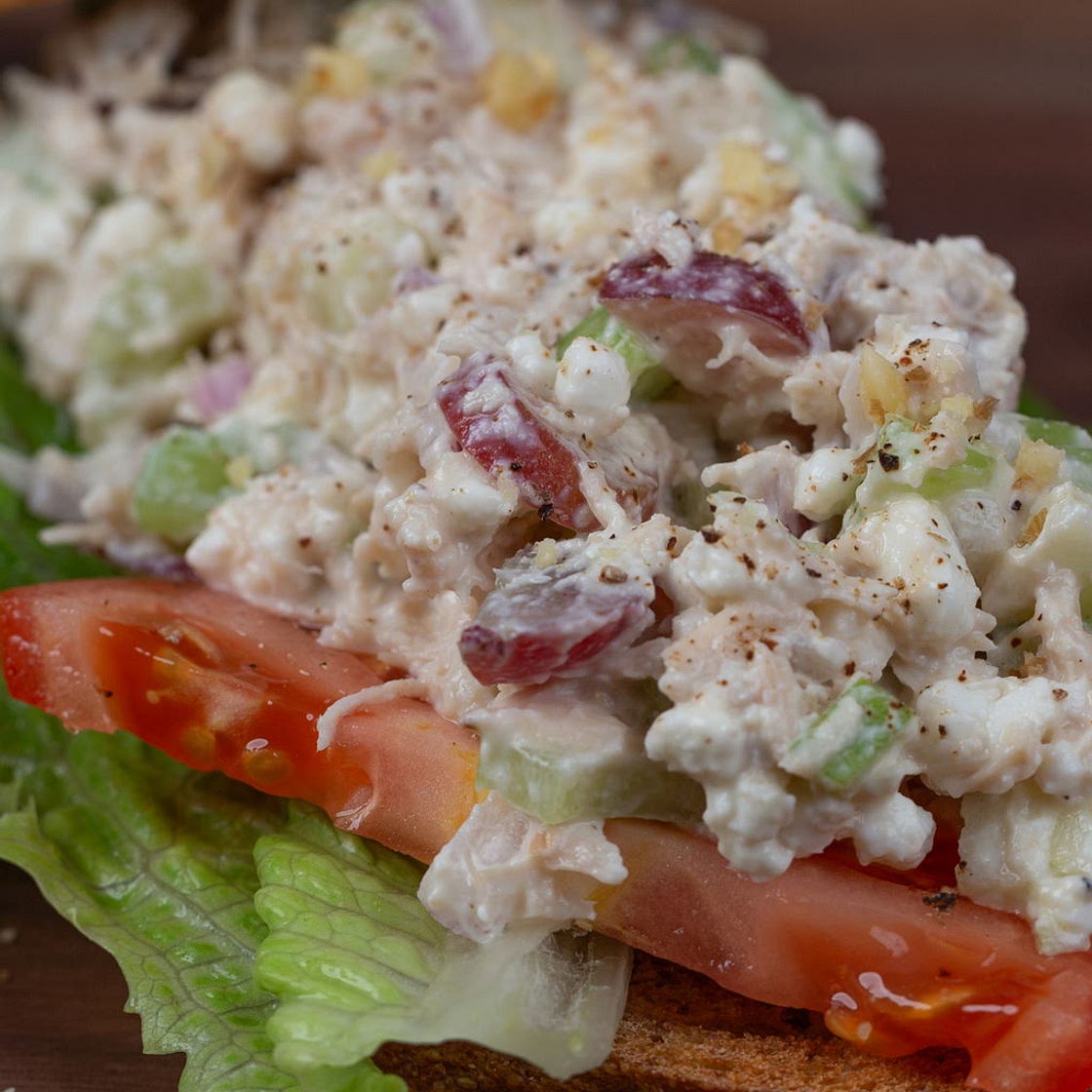 Healthy Chicken Salad with Cottage Cheese