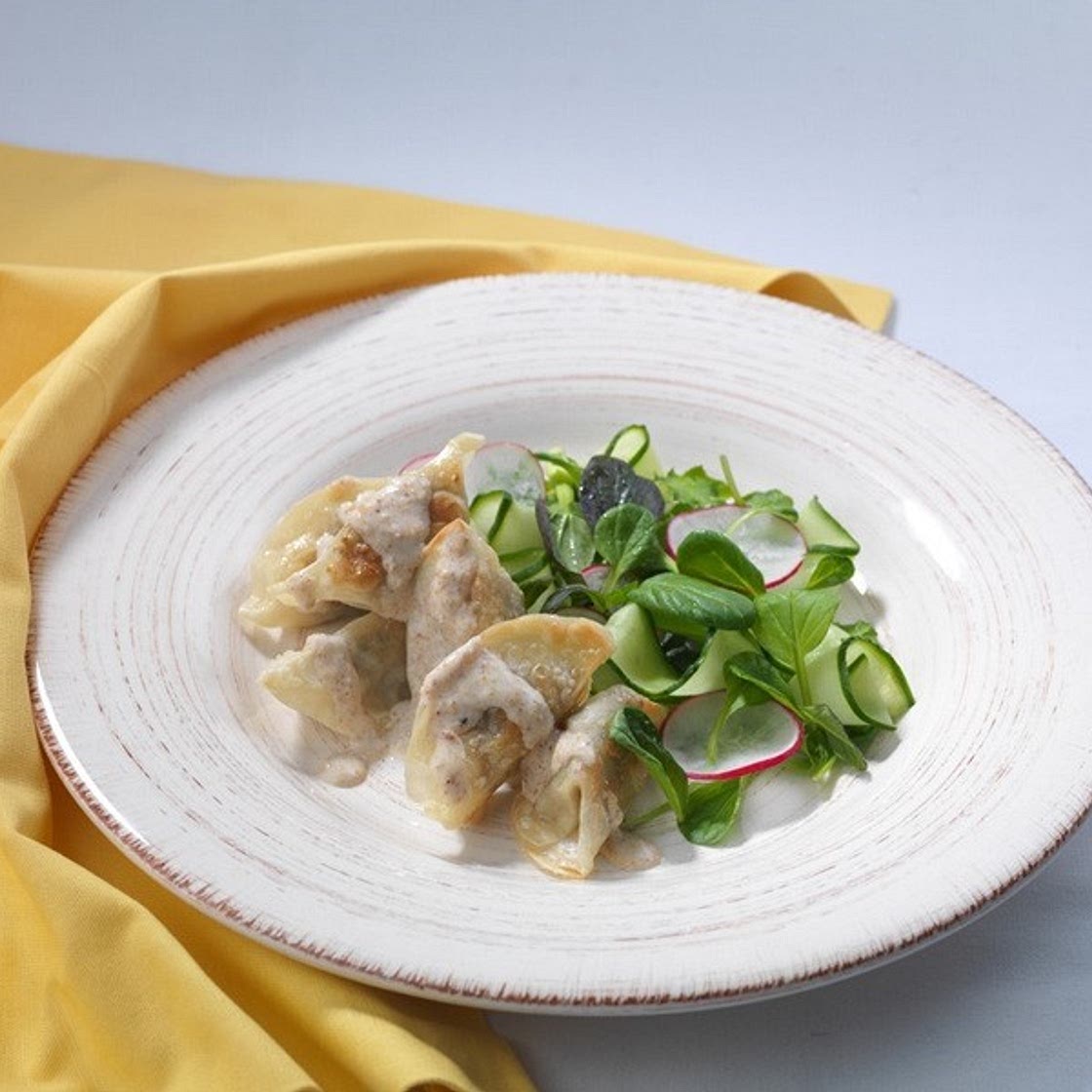 만두 샐러드 만드는 법