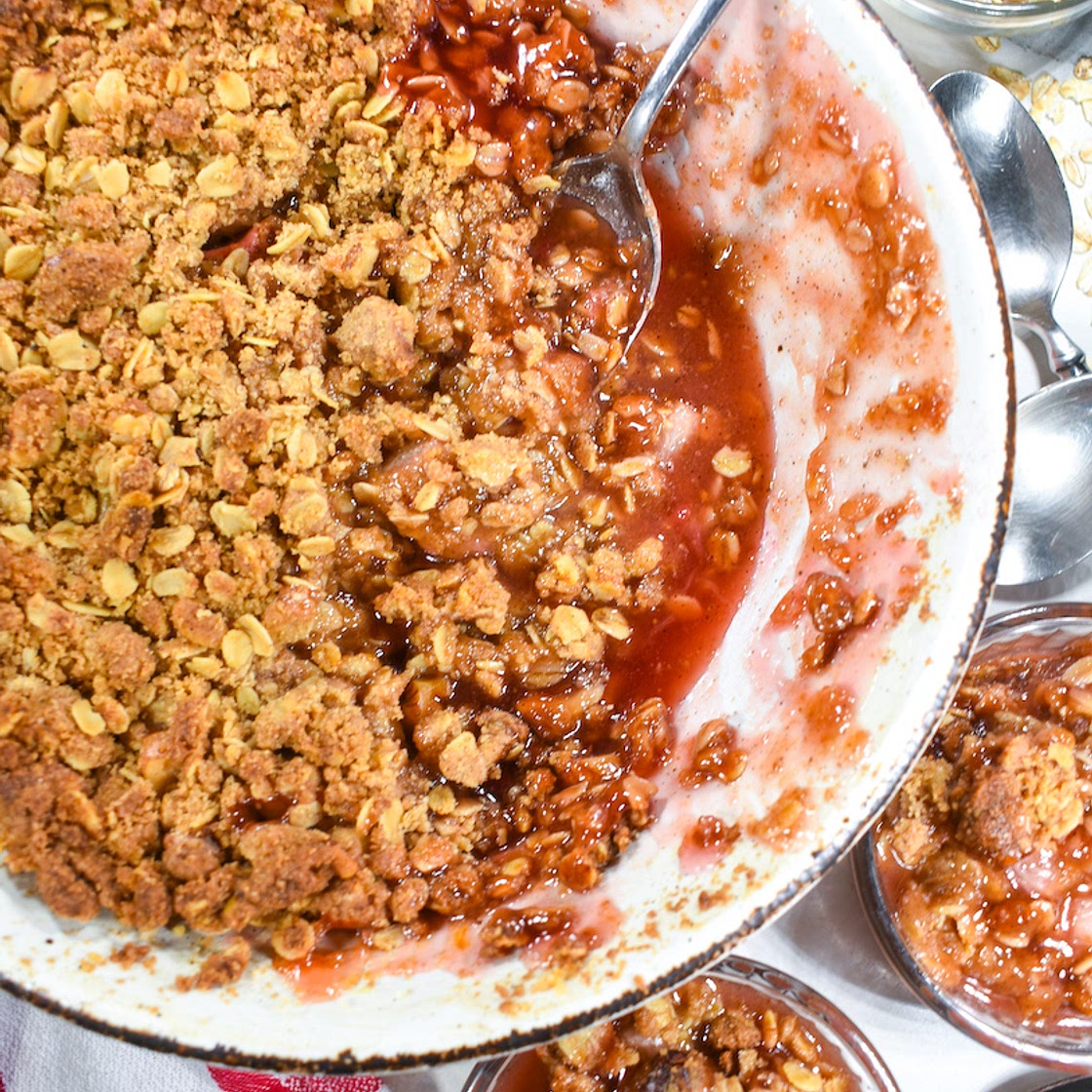 Strawberry Rhubarb Crisp