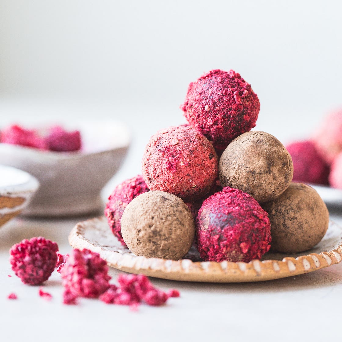 Easy Vegan Chocolate Truffles
